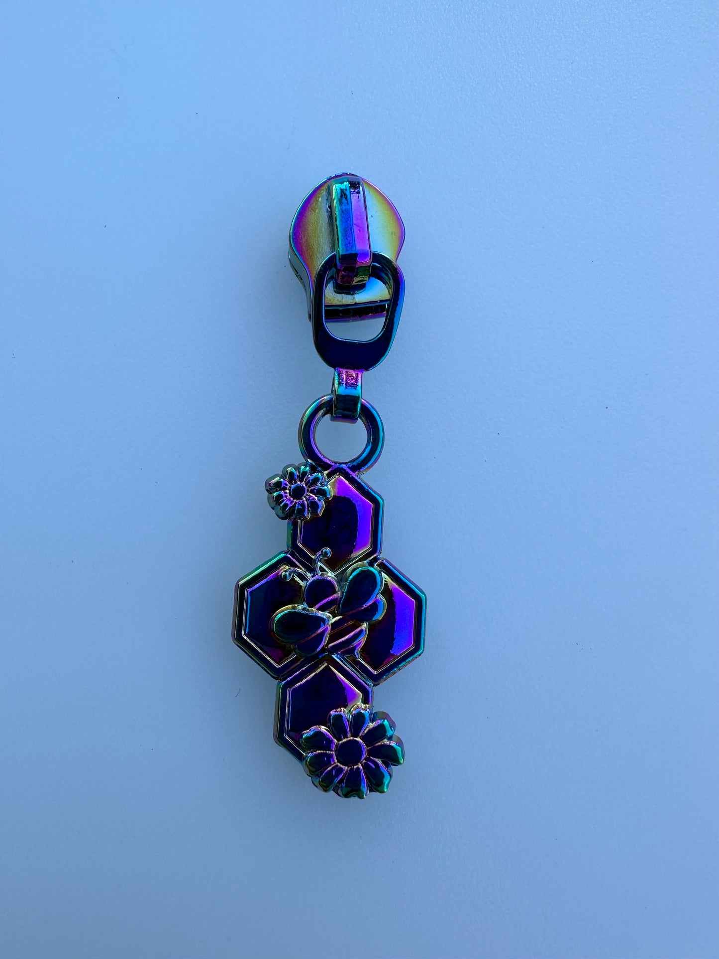 Bee & Daisy Pull #5 Nylon Zipper Pull