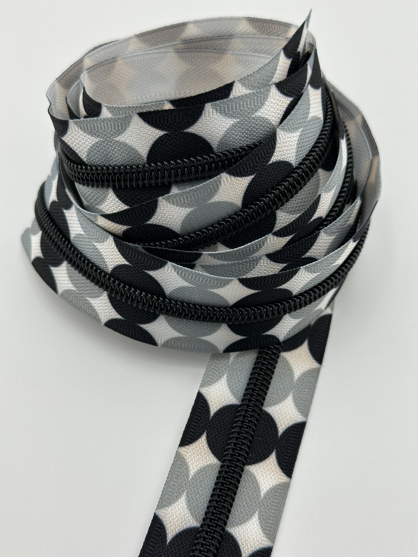 #5 Achro Dot Nylon Zipper Tape