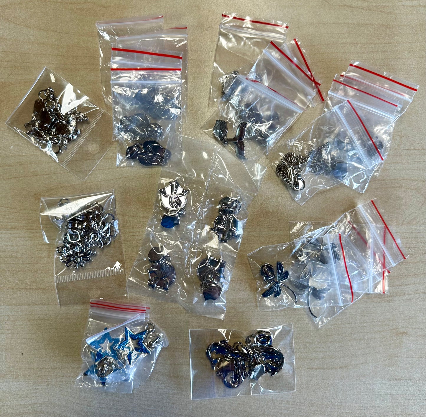 #5 Zipper Pull Grab Bag