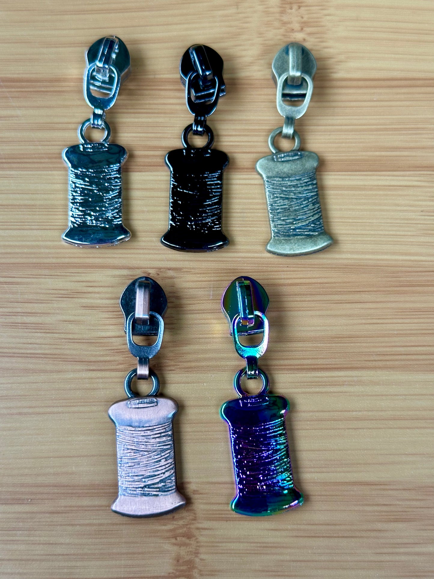 #5 Thread Spool Nylon Zipper Pulls