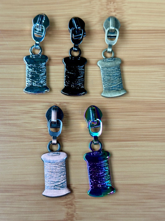 #5 Thread Spool Nylon Zipper Pulls