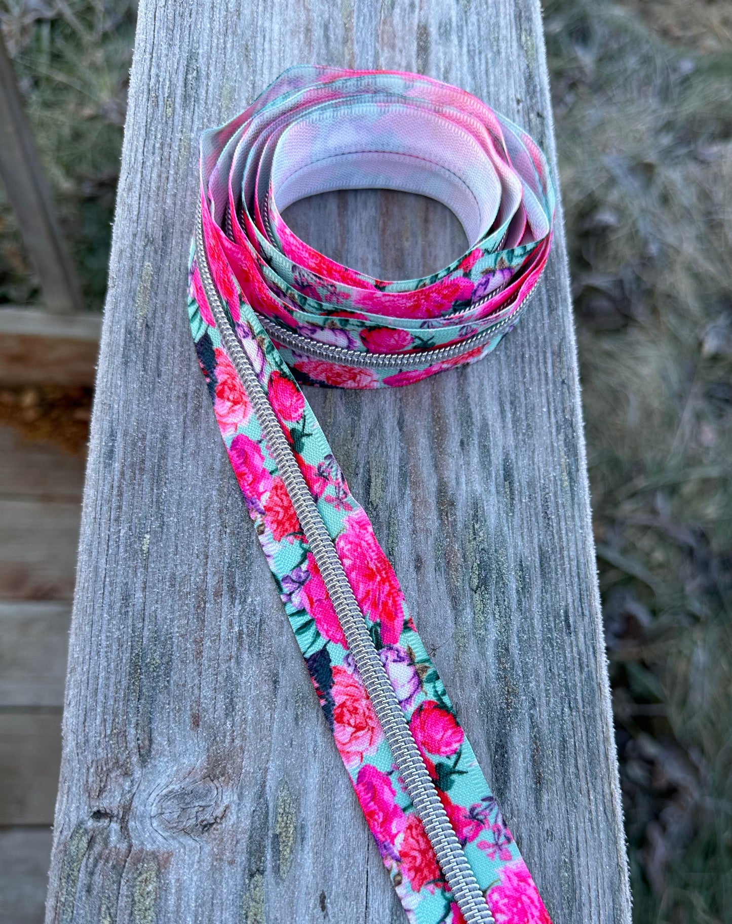 #5 Peony & Mint Nylon Zipper Tape