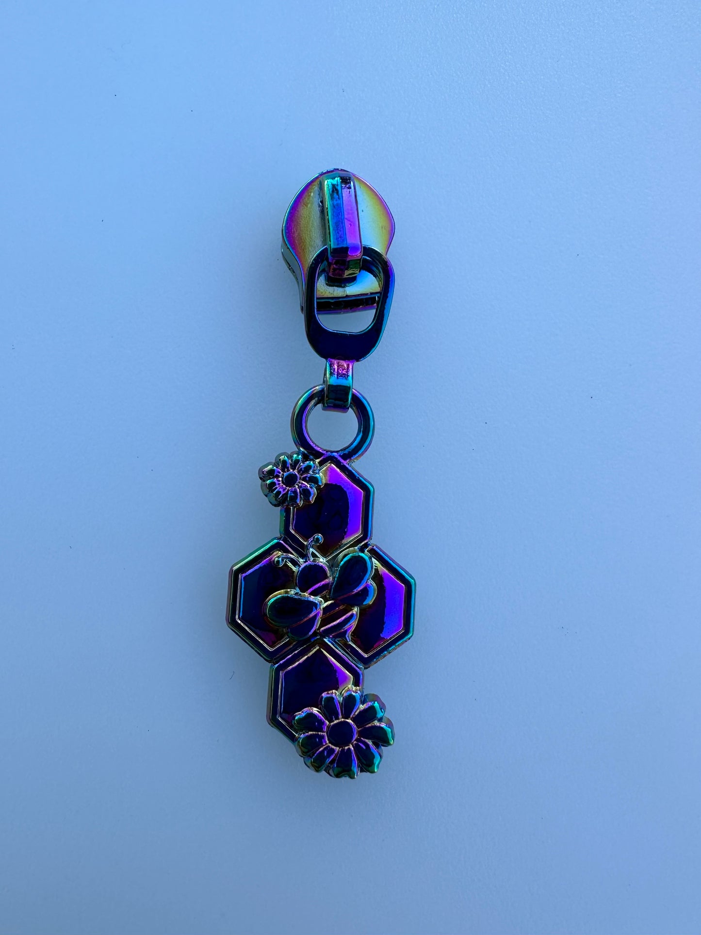 Bee & Daisy Pull #5 Nylon Zipper Pull