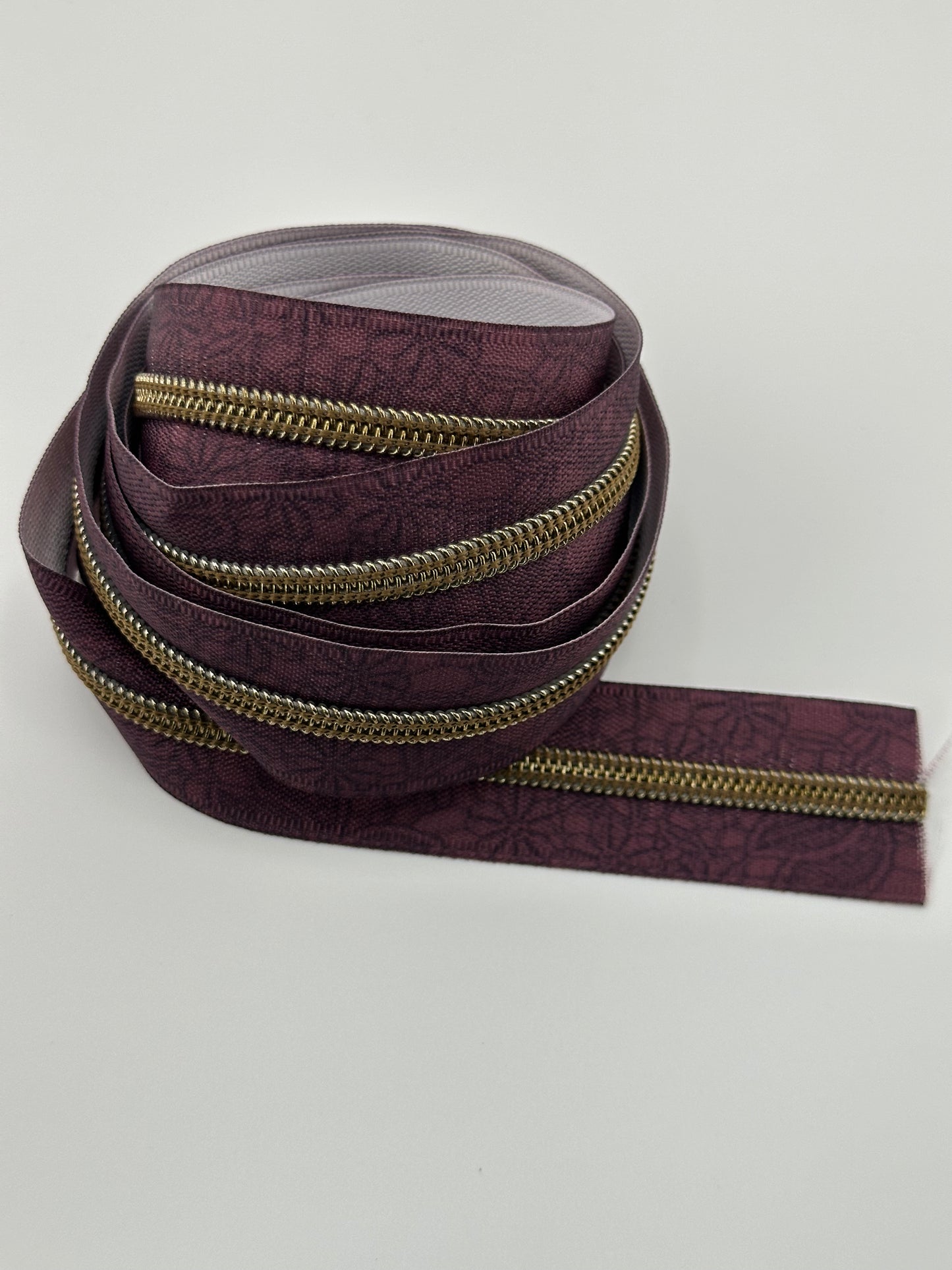 #5 Crimson Floral Zipper Tape