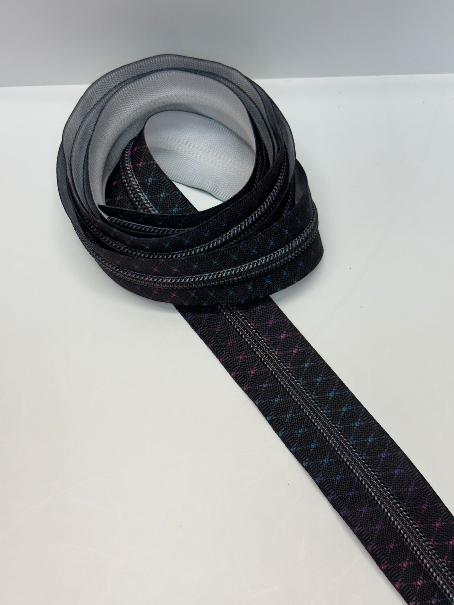 #5 Rainbow Diamonds Nylon Zipper Tape