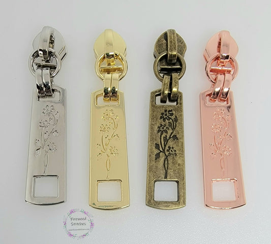 #5 Daisy Zipper Pulls Nylon