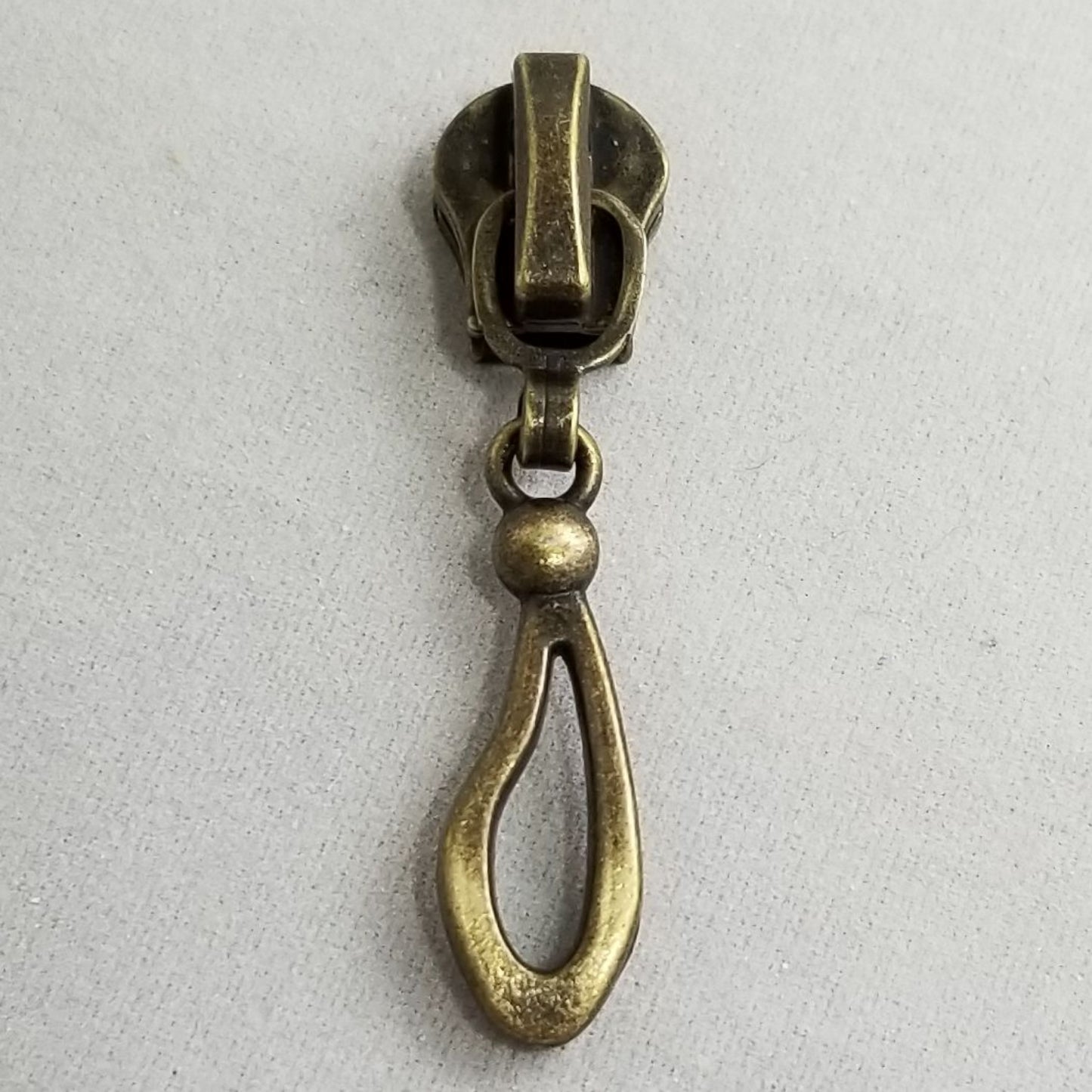 Abstract Metal Zipper Pull (5)