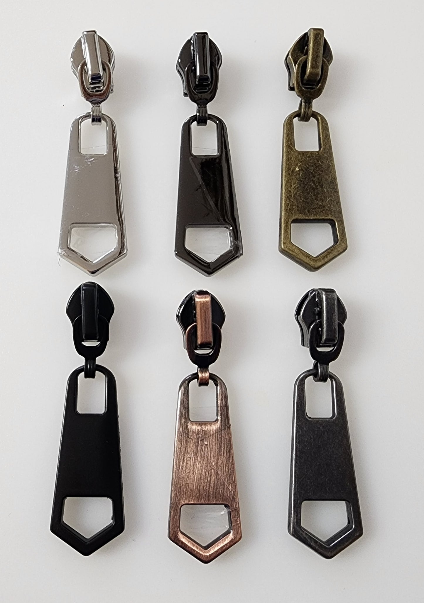 #5 Tie Shaped Zipper Pulls Nylon