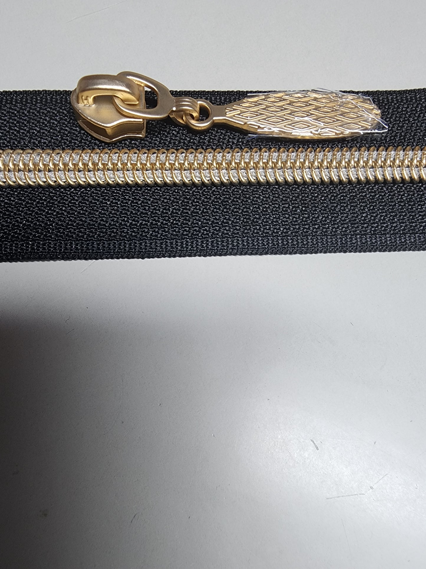 #5 Knitted Drop Nylon Zipper Pulls