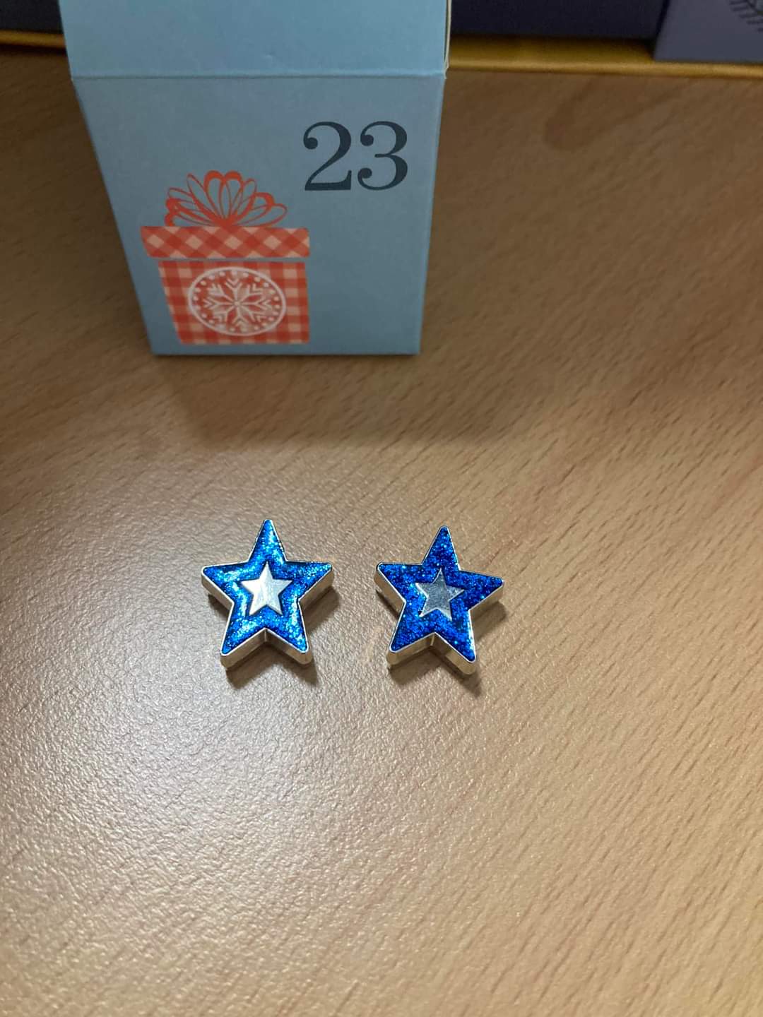 Sparkling Star Zipper Ends
