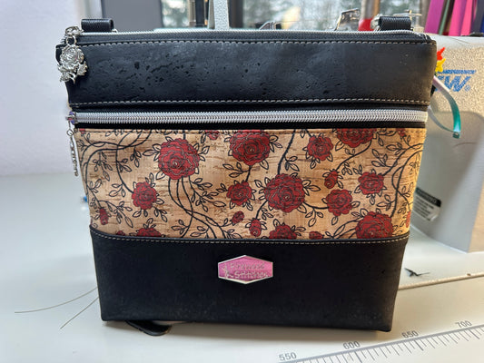 All Aboard Crossbody.  Pattern by Fireweed Stitches.