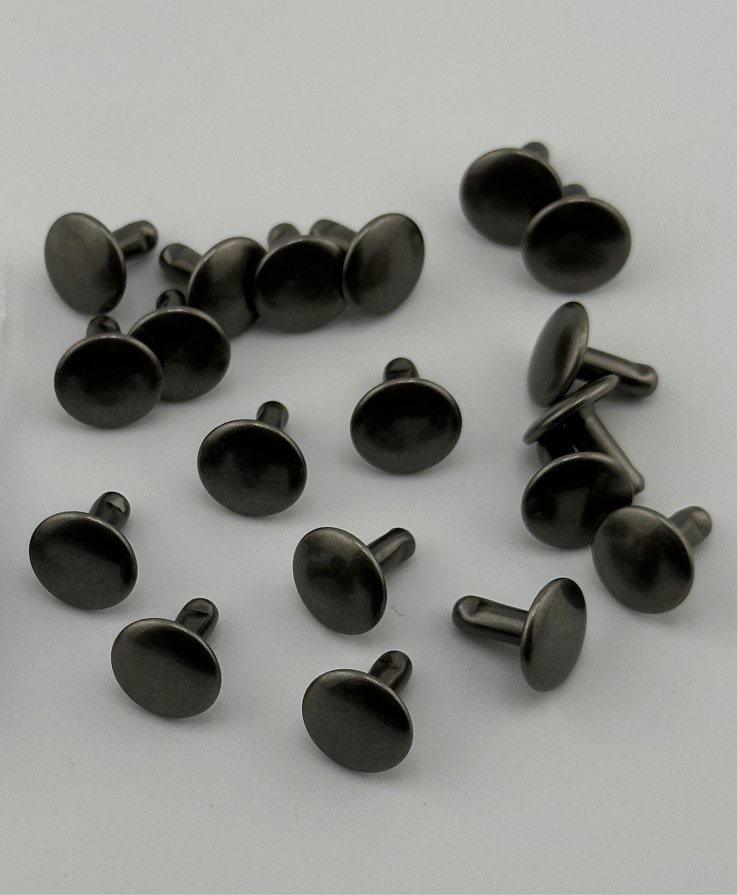 9mm x 8mm Rivets