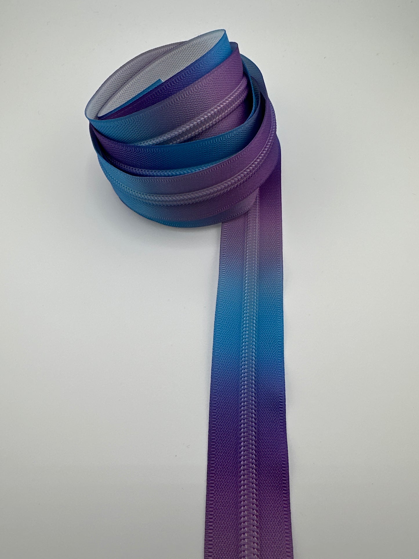 #5 Ombre Nylon Zipper Tape