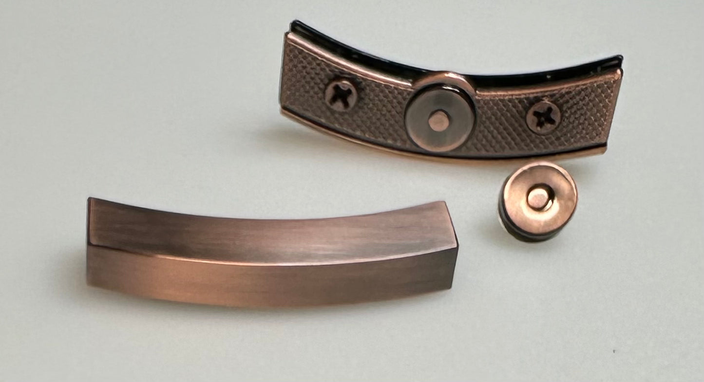 Curved Magnetic Edge Lock