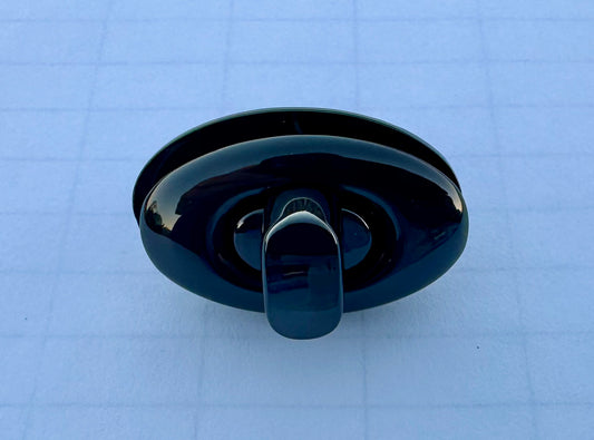 Oval Twist Lock