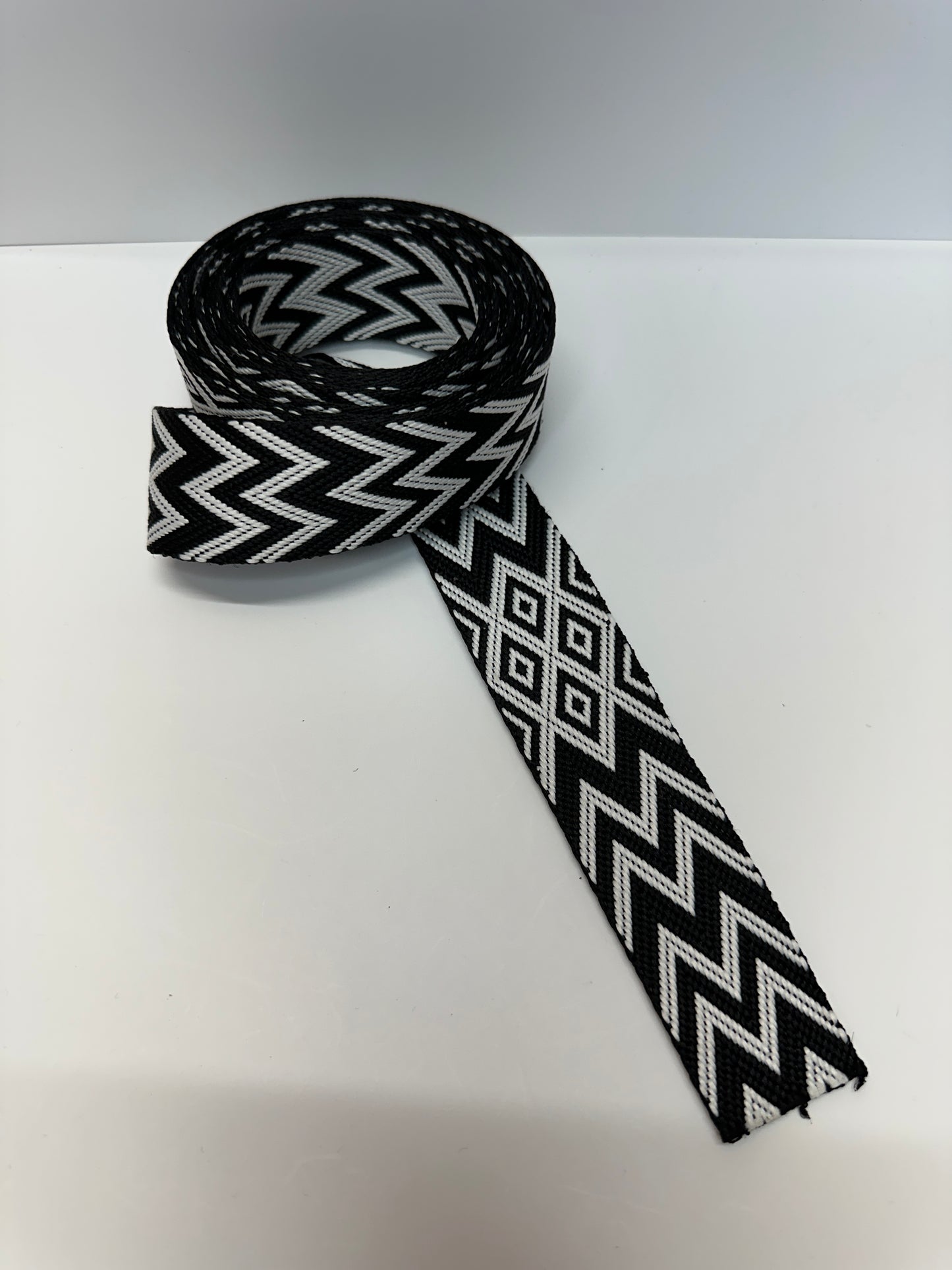 1 1/2" Diamond Chevron Woven Webbing (3)