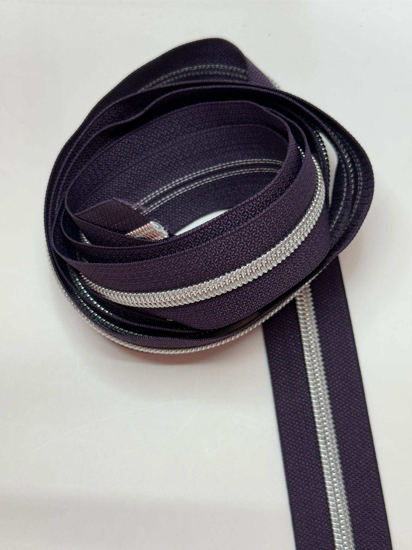 #5 Dark Plum Nylon Zipper Tape