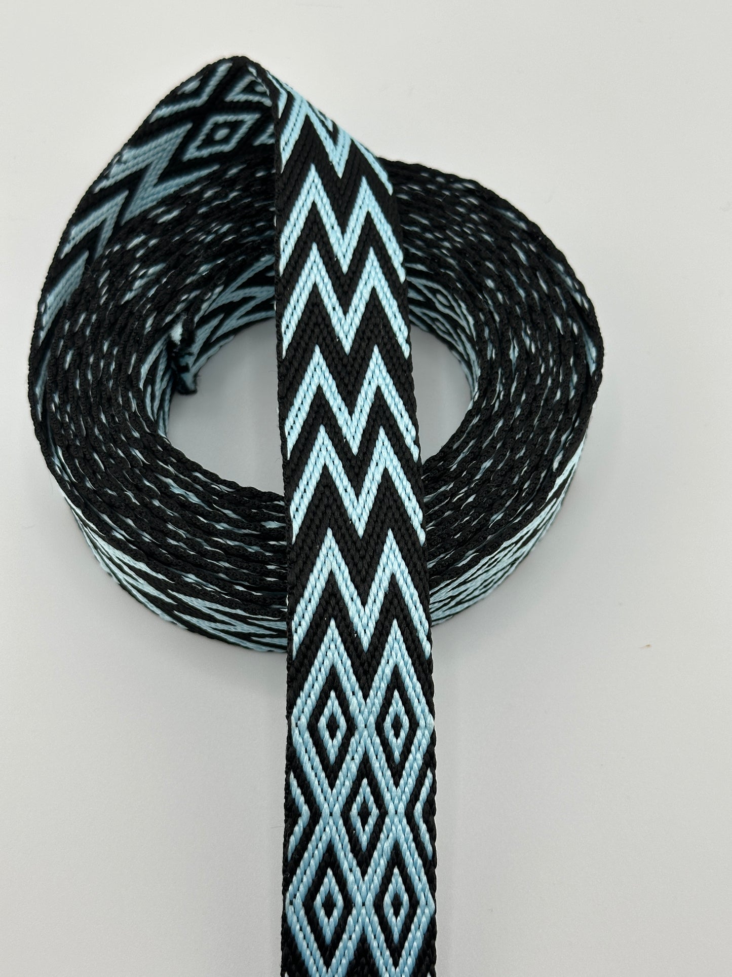 1" Diamond Chevron Woven Webbing (3)