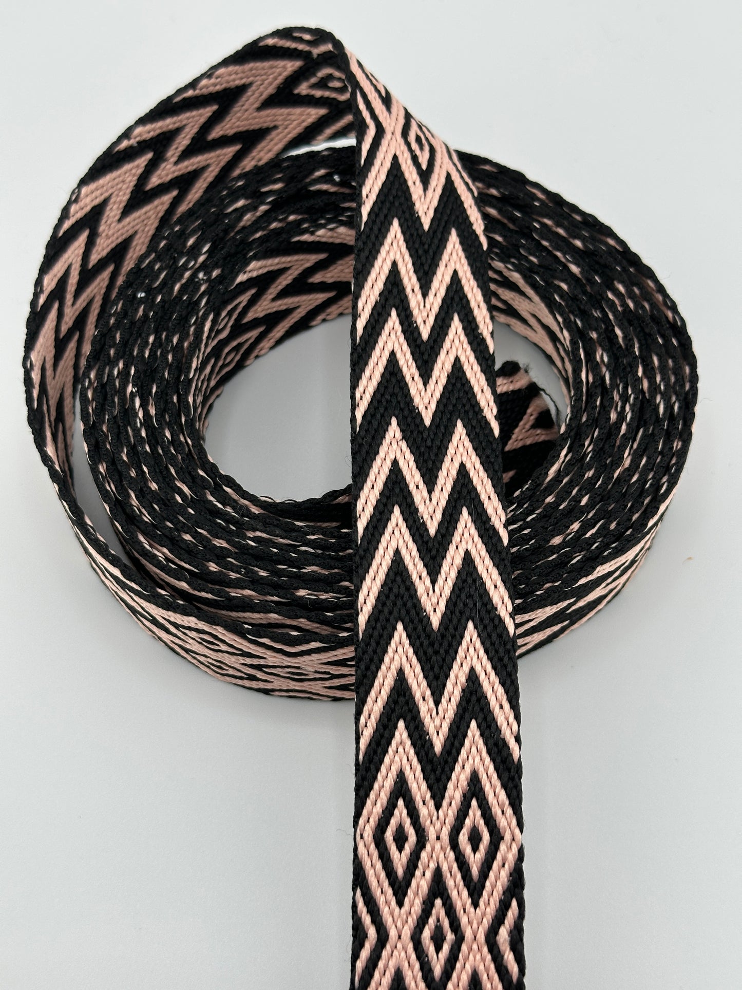 1" Diamond Chevron Woven Webbing (3)