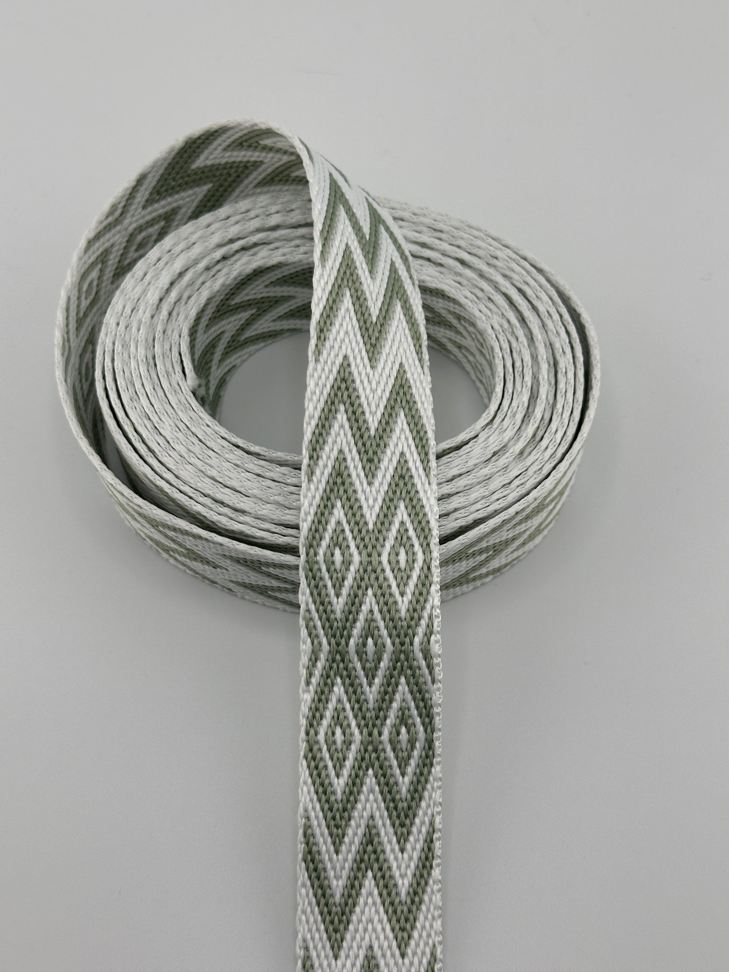 1" Diamond Chevron Woven Webbing (3)