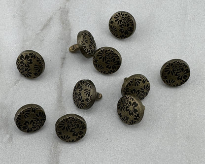 12MM x 8MM Floral Rivets