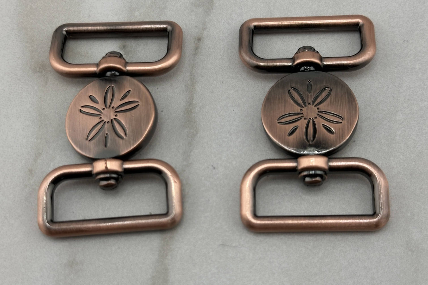 Sand Dollar Strap Connector (2)