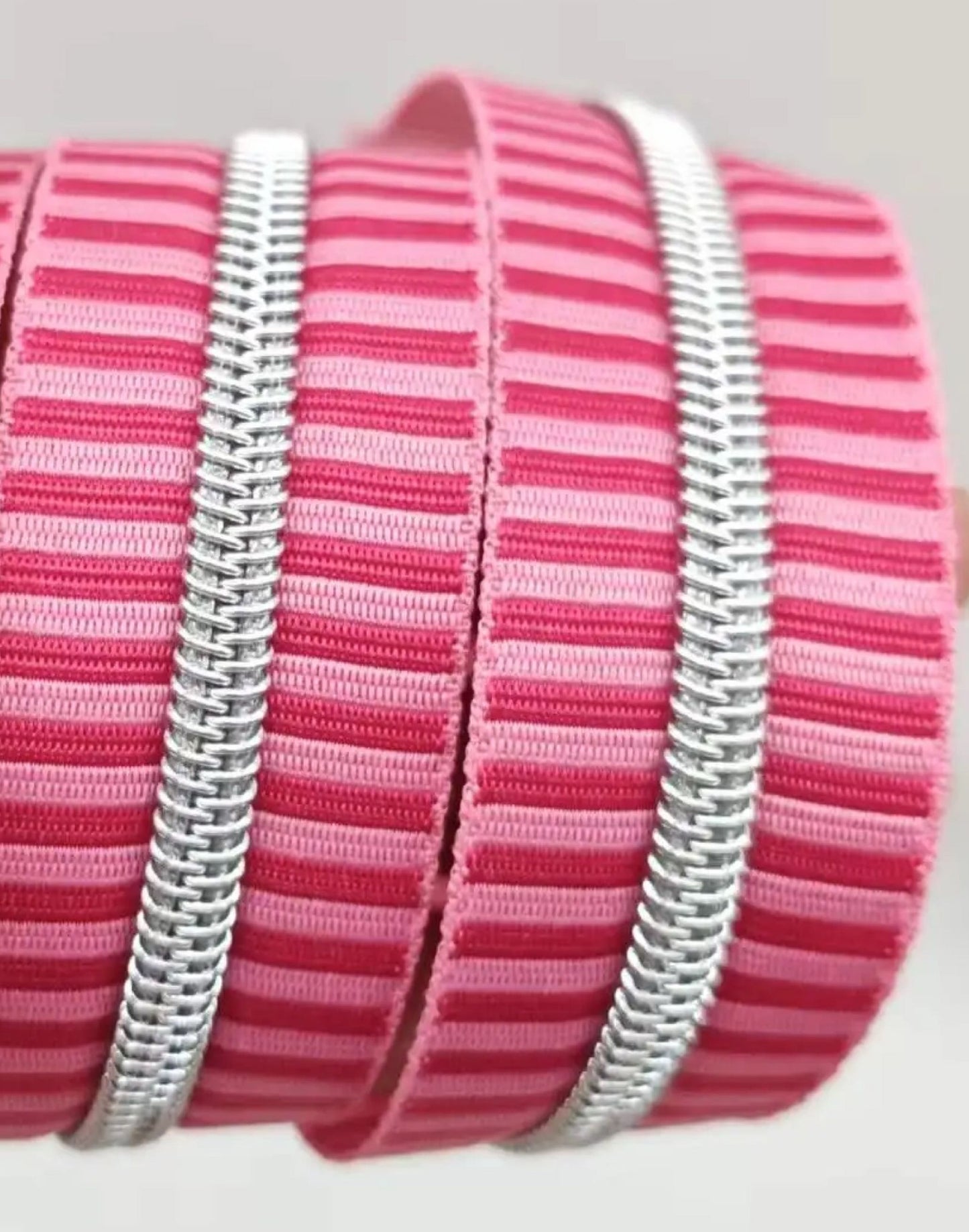 #5 Pink Stripe Zipper Tape
