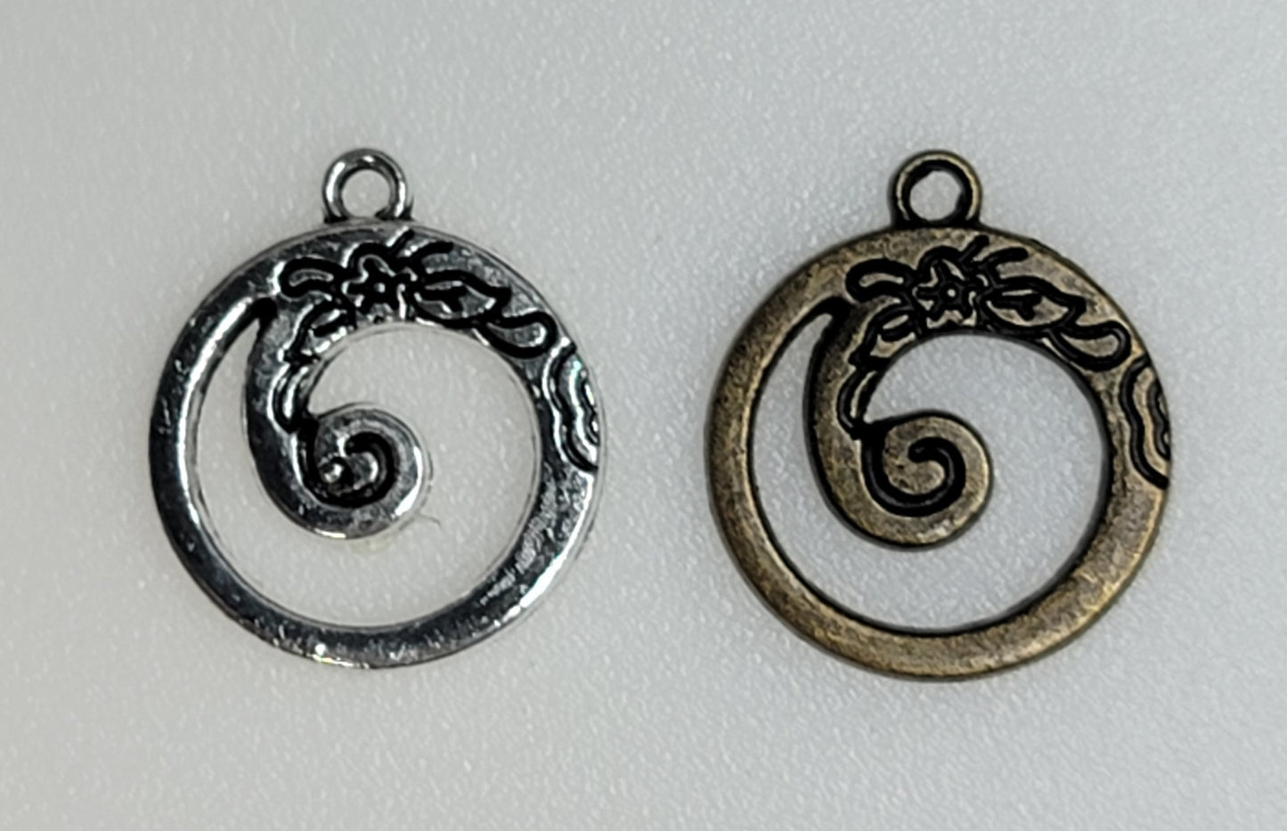 Small Wave Charms (5)