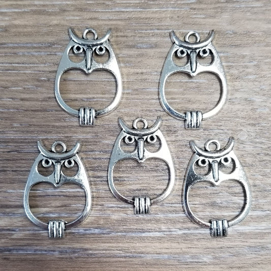 Hollow Owl Charms (5)
