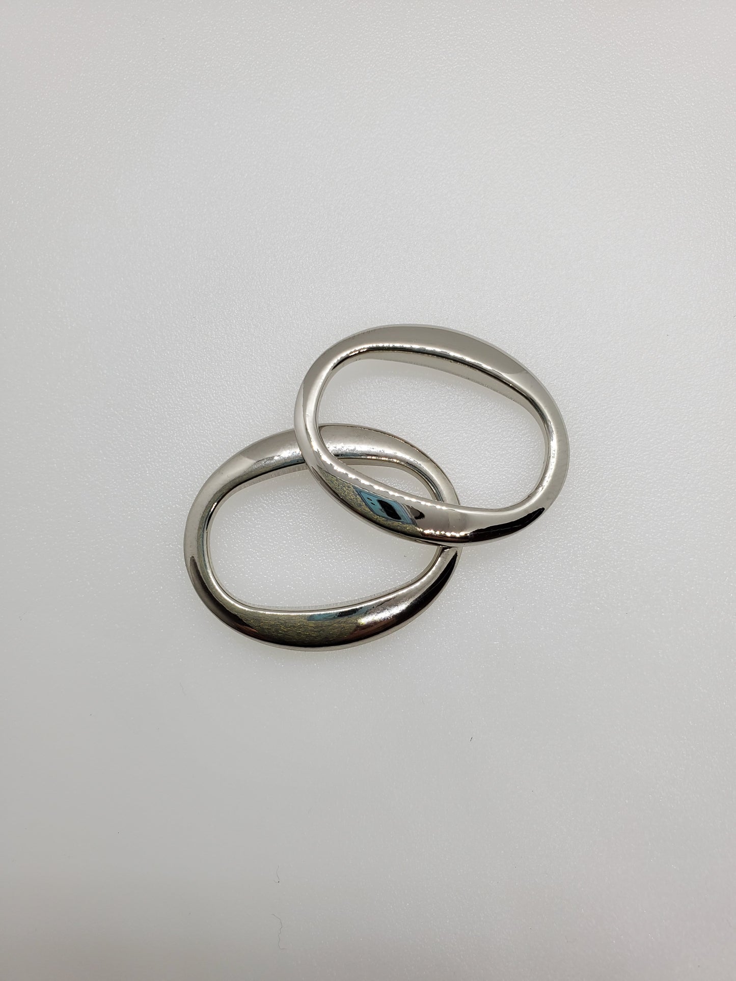 Oval Rings 1" (4)
