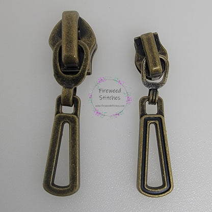 #5  Tripoint Nylon Zipper Pull