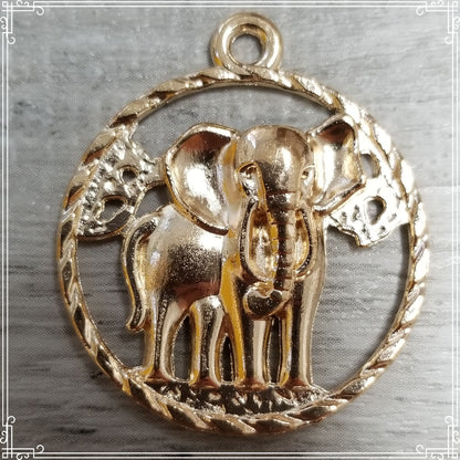 Round Elephant Charms (5)