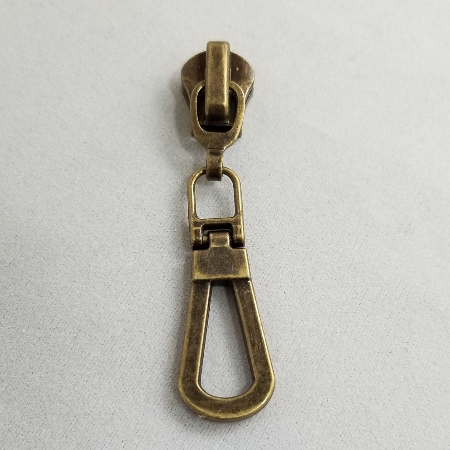 Rustic Loop Metal Zipper Pull