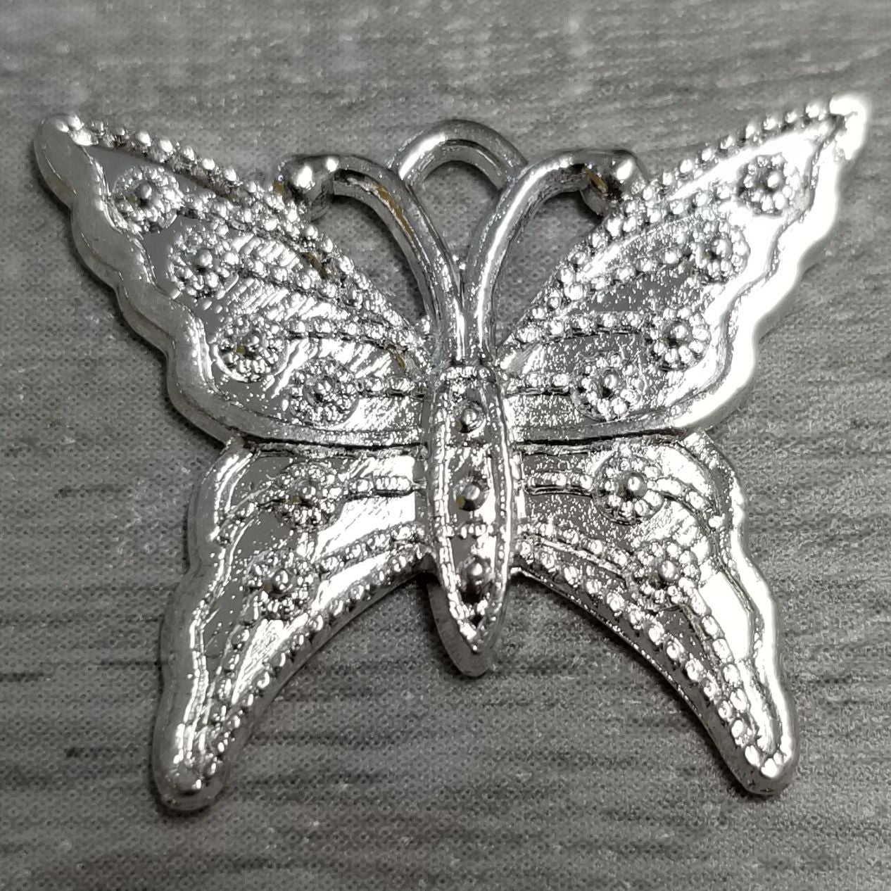 Silvery Butterfly Charms (5)